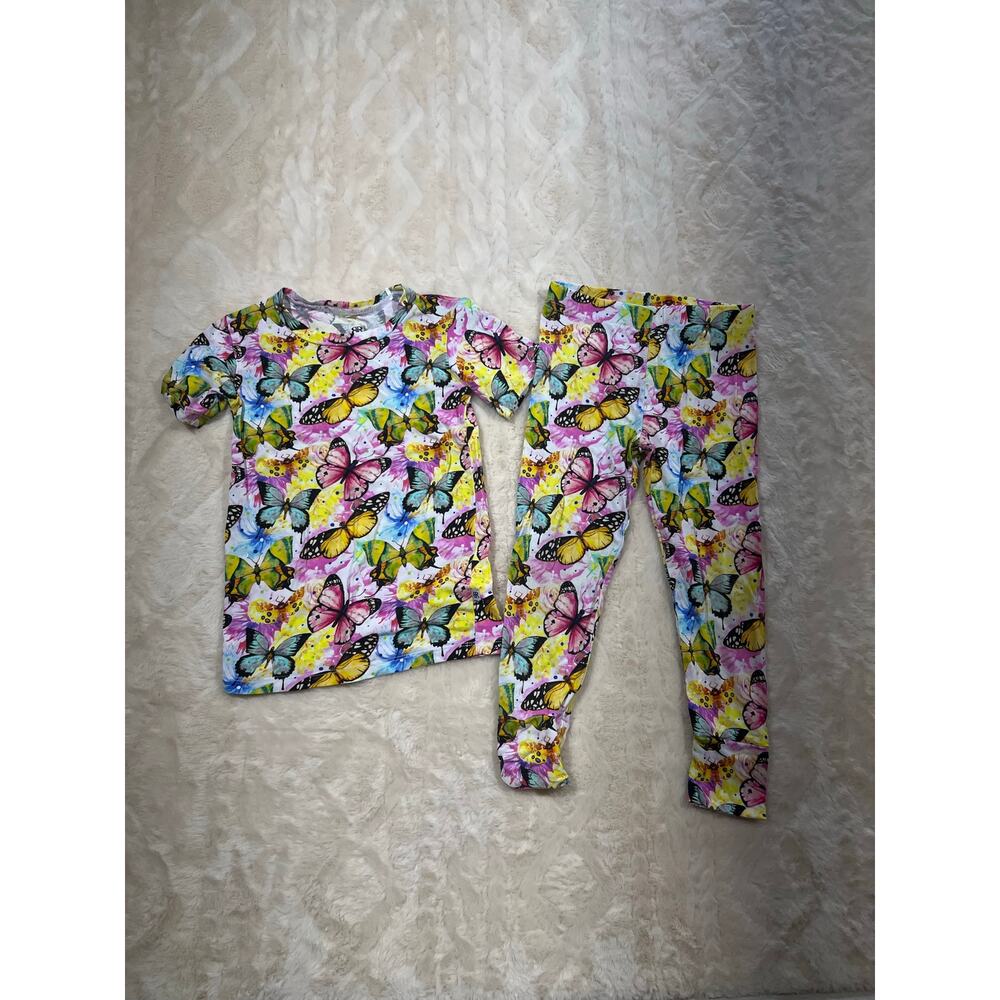 Bums & Roses Girls 4T Bamboo Pajama Set Butterfly Print Short Sleeve Top EUC